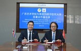 泰国玛哈沙拉坎大学代表团到访我校并签署合作备忘录