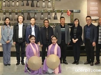 中宣部《党建》杂志社副总编辑张振明一行来我校调研