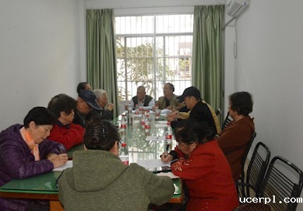 离退处党委各党支部召开专题组织生活会和开展民主评议党员工作