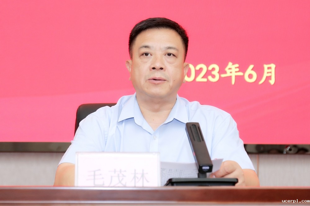 d3468ff951924e9fb1b140d926fb9e10.jpg